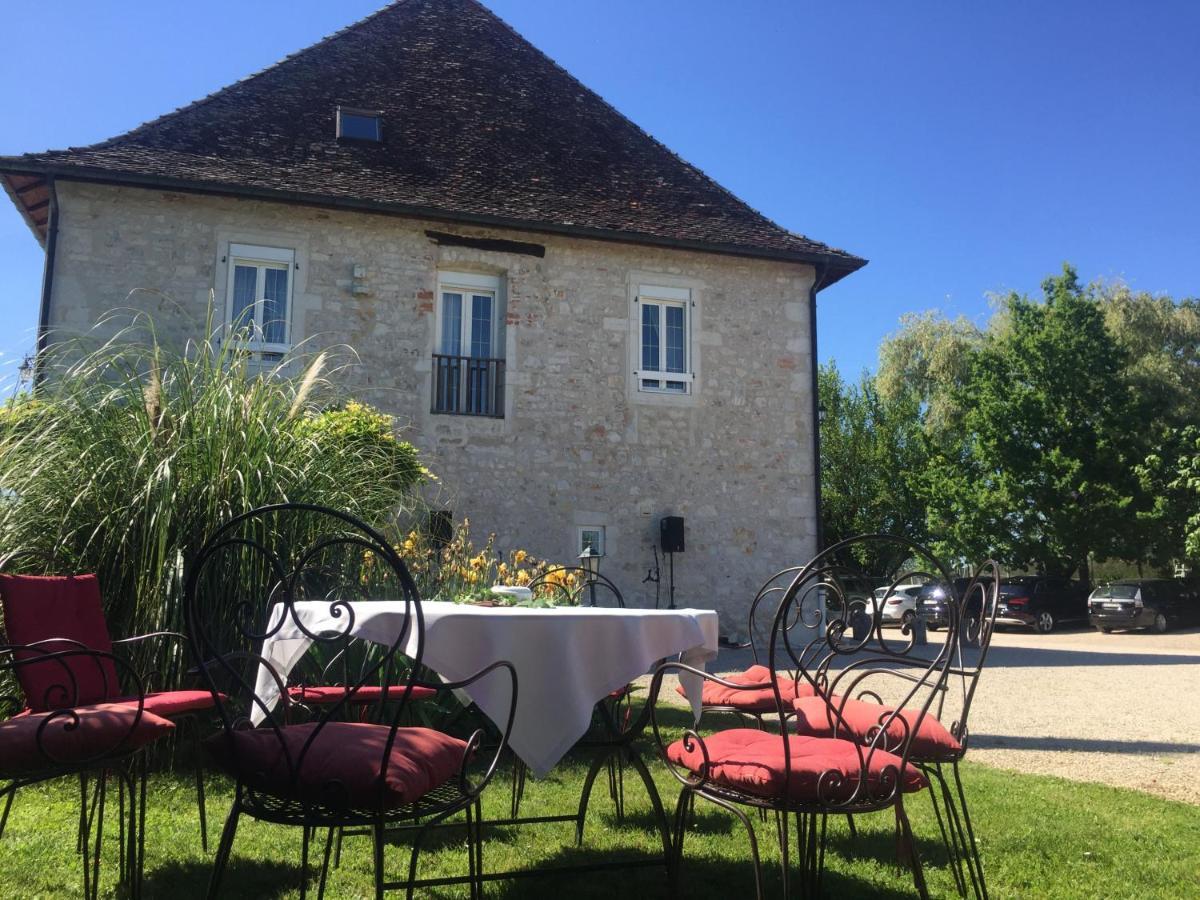 Domaine Du Manoir Bed and Breakfast Les Avenières Eksteriør billede