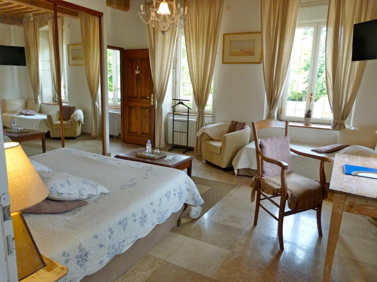 Domaine Du Manoir Bed and Breakfast Les Avenières Eksteriør billede